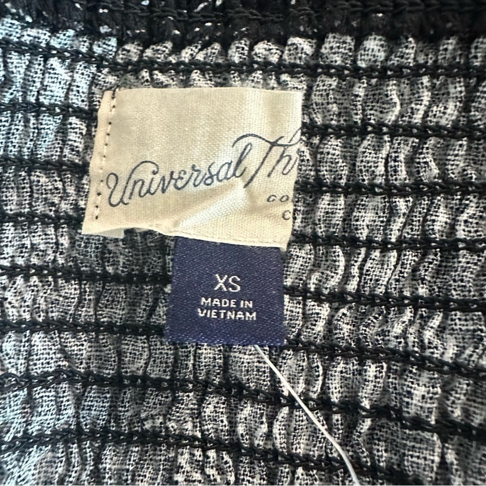 Universal Thread Textured Knit Top - Picture 5 of 7
